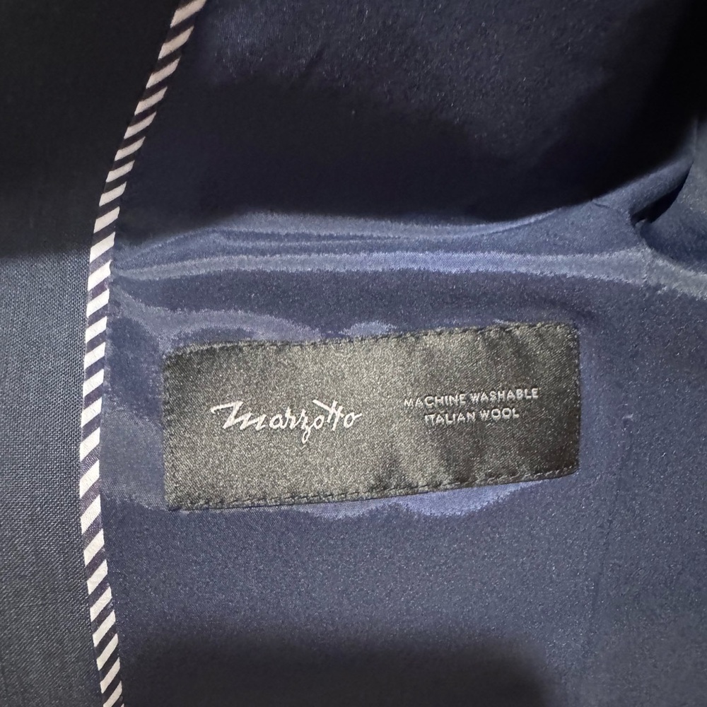 Banana Republic Deep Blue Suit Jacket - Picture 2 of 6